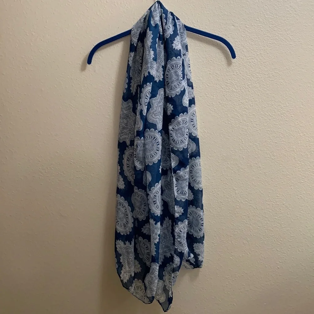 Silk Medallion Scarf Shawl Patriotic 4th of July Viscose Blue and White